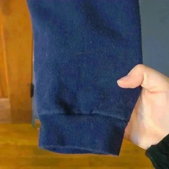 Navy Hanes Crew - Picture 4 of 6